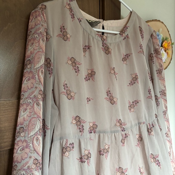 Anthropologie One September Fiora Floral Empire Top, Grey Size XL Pink Blush - Picture 6 of 12